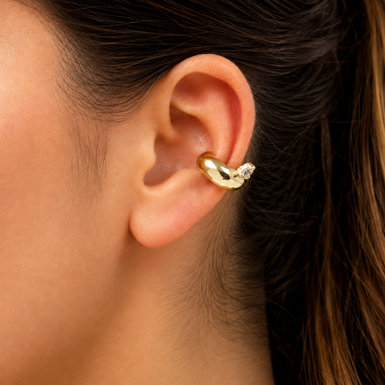 Piercing Fake Dourado com Zircônia