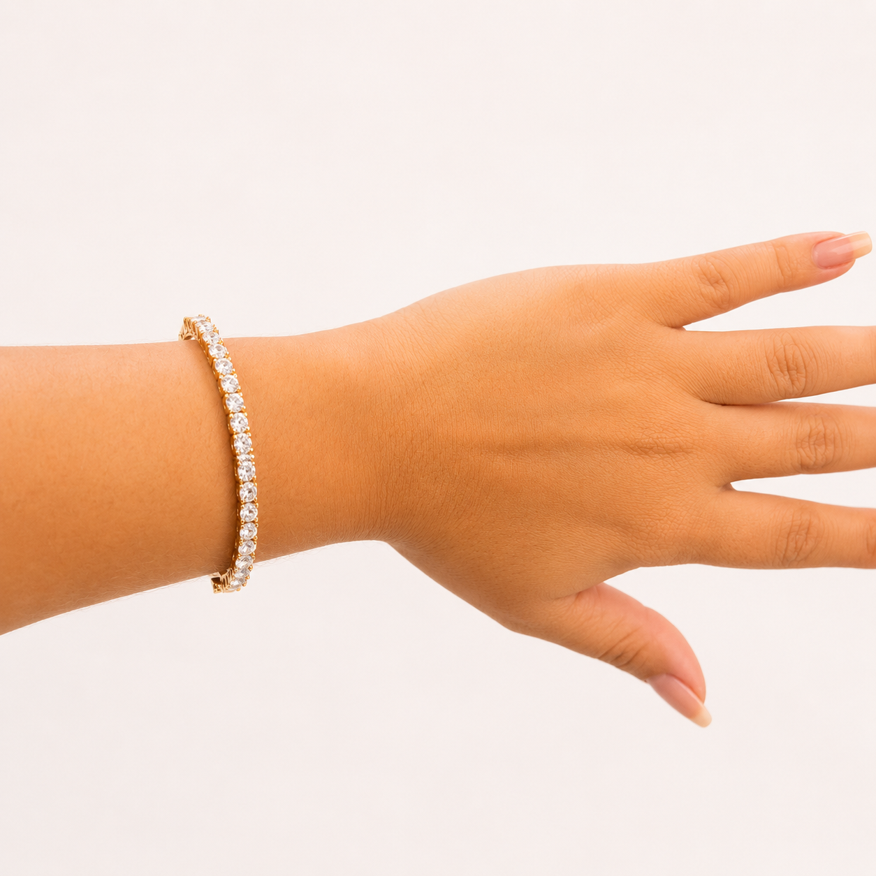 Bracelete Cravejada com Zircônias 4mm